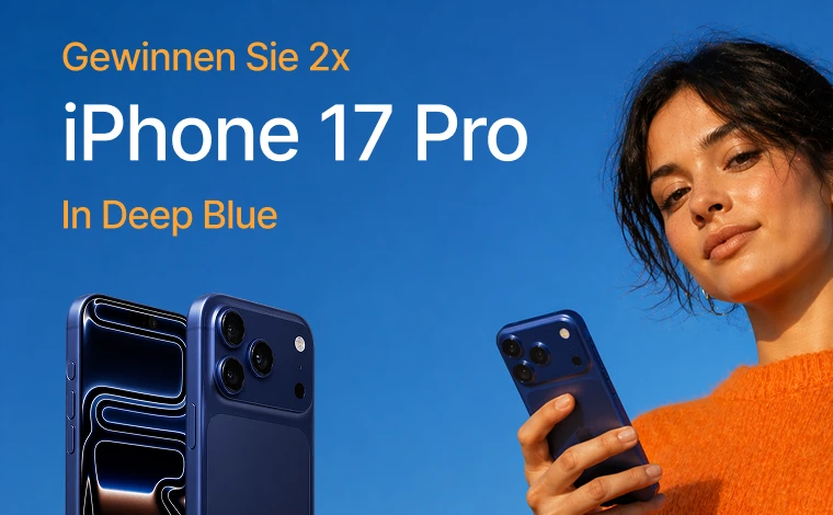 Frau mit orangenem Tshirt schaut auf Ihr blaues iPhone 17 Pro. Jetzt gewinnen