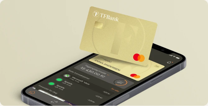 TF Bank App Home Screen im Darkmode wird auf einem Smartphone angezeigt. Auf dem Handy steht die TF Mastercard Gold.